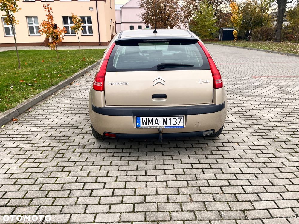 Citroën C4 - 4
