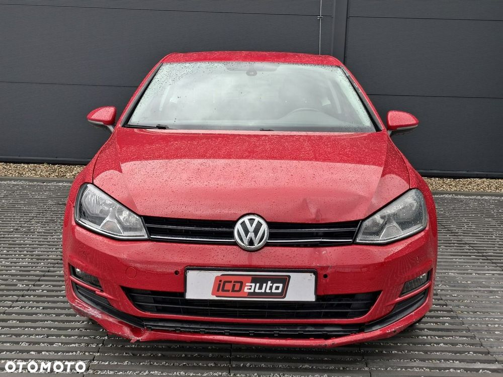 Volkswagen Golf - 2