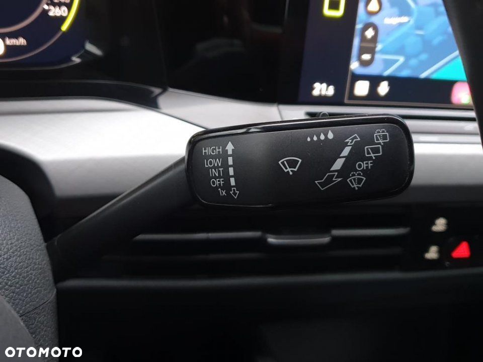 Volkswagen Golf - 19