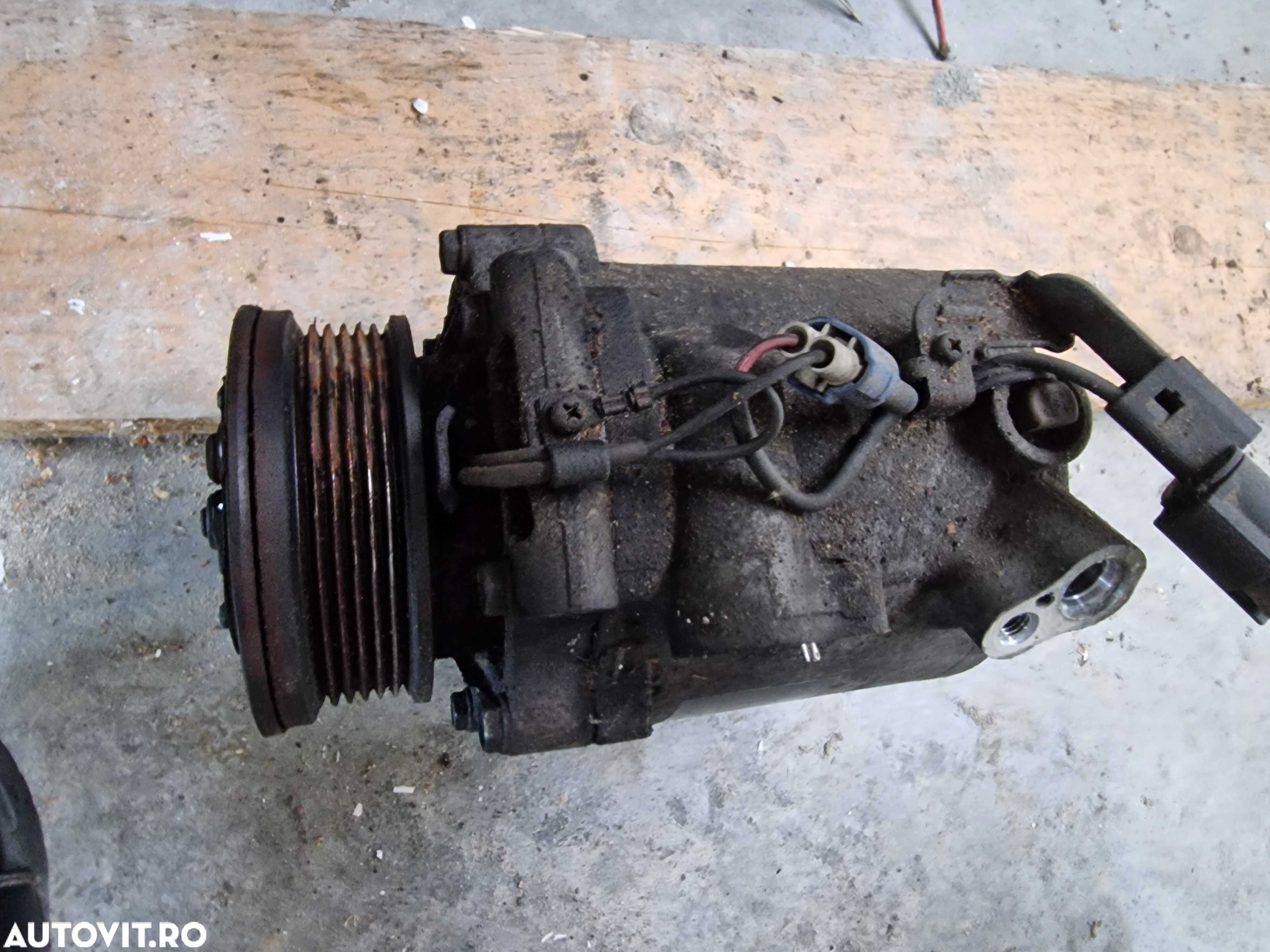 Compresor Clima Mitsubishi Outlander 2010 2.0 diesel BSY cod 7813A068 - 1