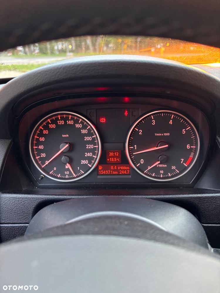 BMW X1 sDrive18i - 27