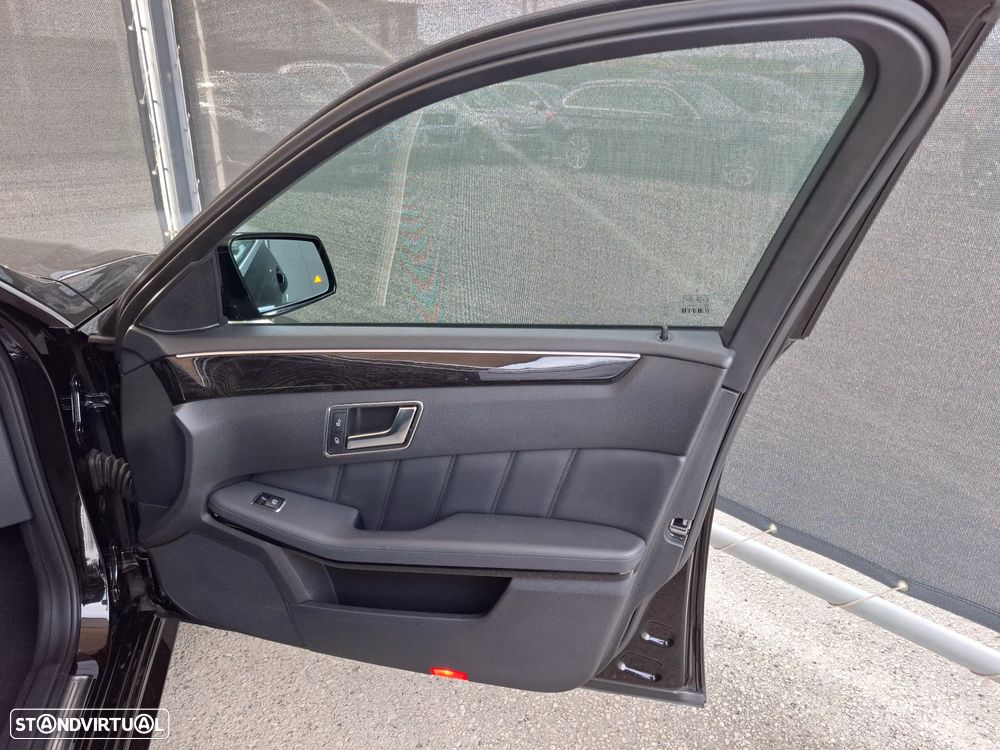 Mercedes-Benz E 300 Bluetec Hybrid Avantgarde - 58