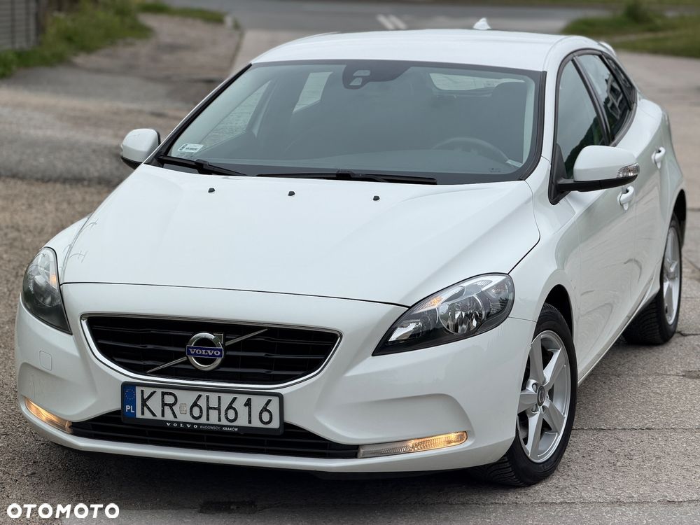 Volvo V40 T3 Drive-E Kinetic - 1