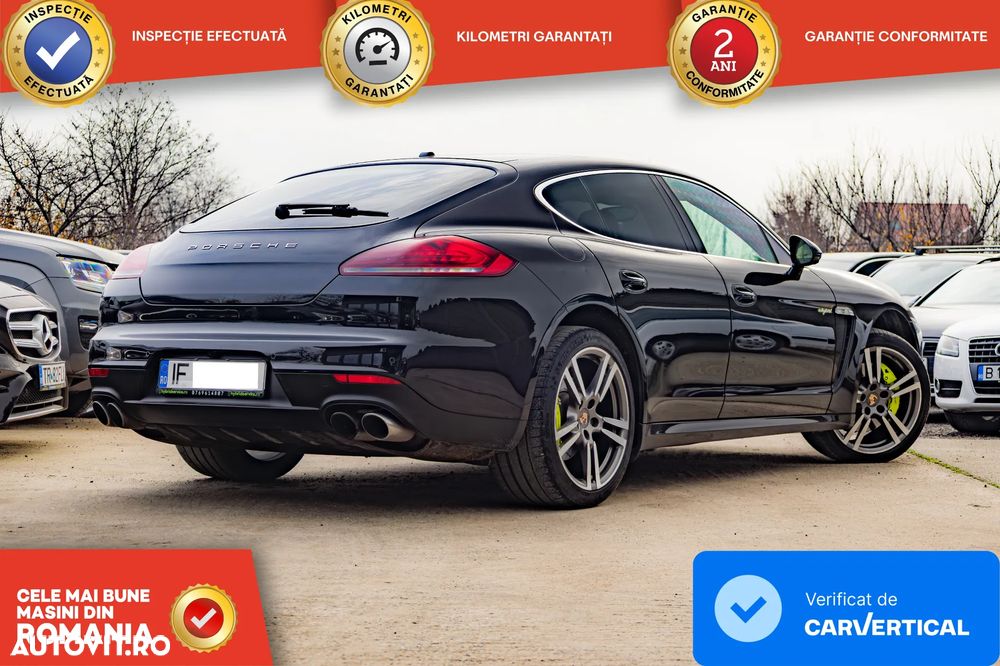 Porsche Panamera - 3