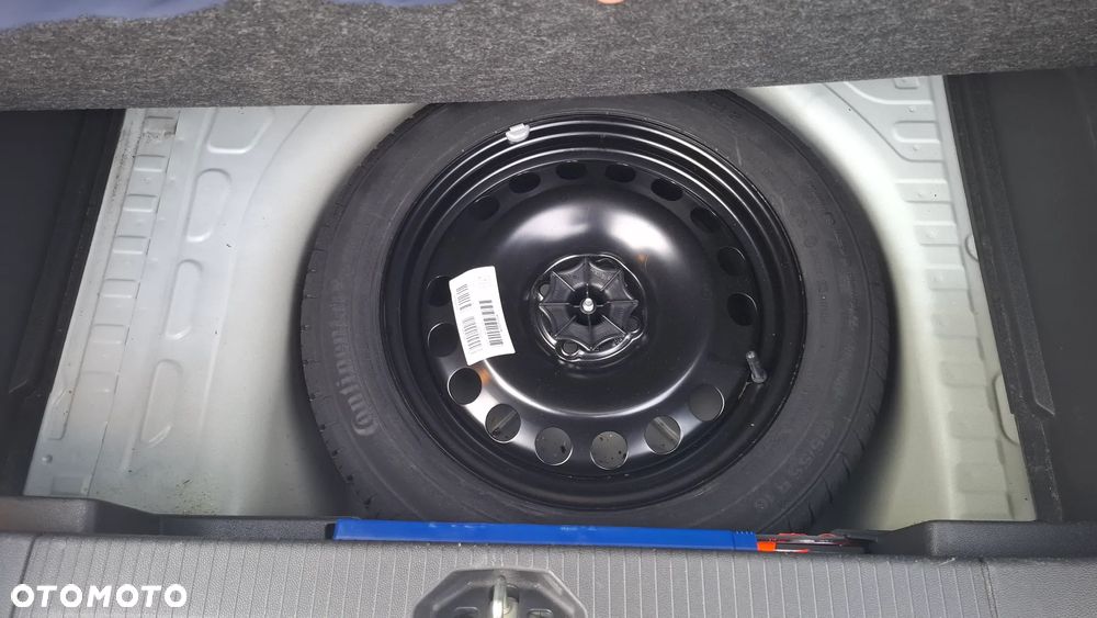 Opel Corsa 1.4 16V Color Edition - 15