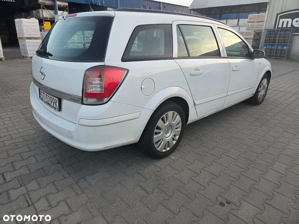 Opel Astra - 4