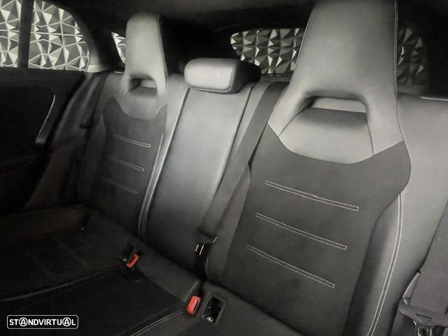 Mercedes-Benz CLA 250 e 8G-DCT Edition AMG Line - 31