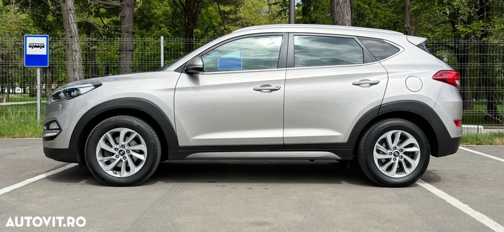 Hyundai Tucson 2.0 CRDI 4WD Automatik Advantage - 5