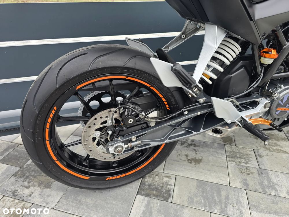 KTM Duke - 13