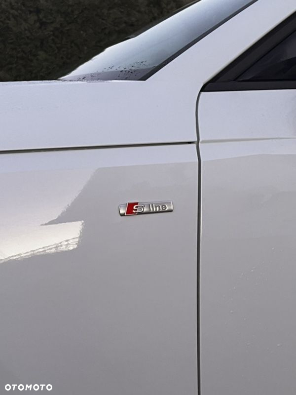 Audi A4 Avant 40 TDI S tronic S line - 12