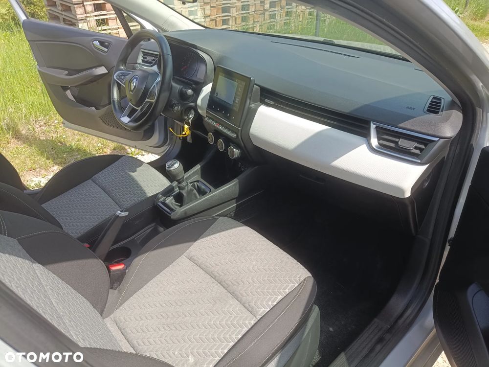 Renault Clio - 18