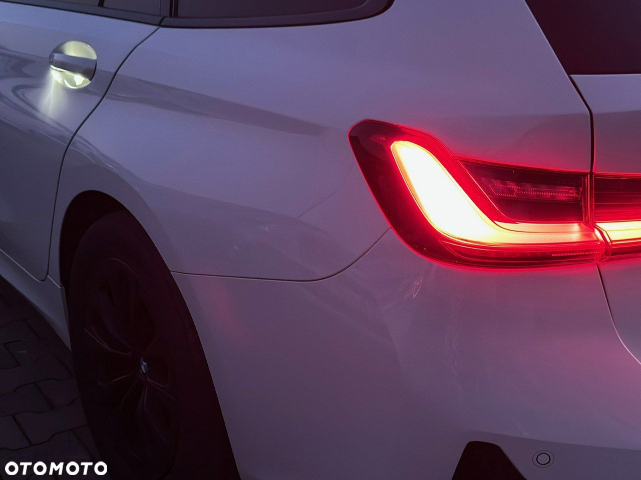 BMW Seria 3 318d Sport Line - 27