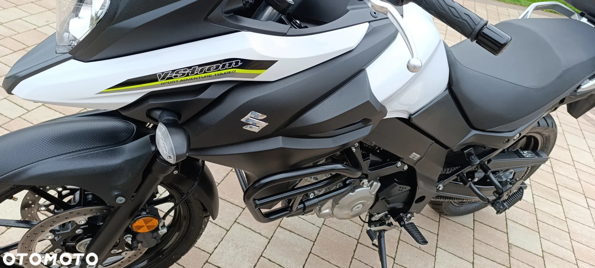 Suzuki V-STROM - 15