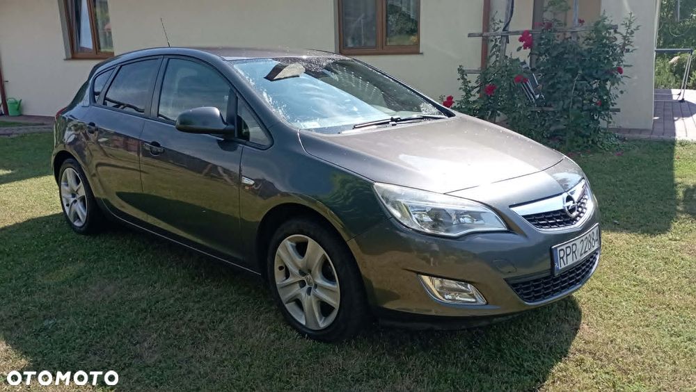 Opel Astra 1.4 T Enjoy EU6 - 1