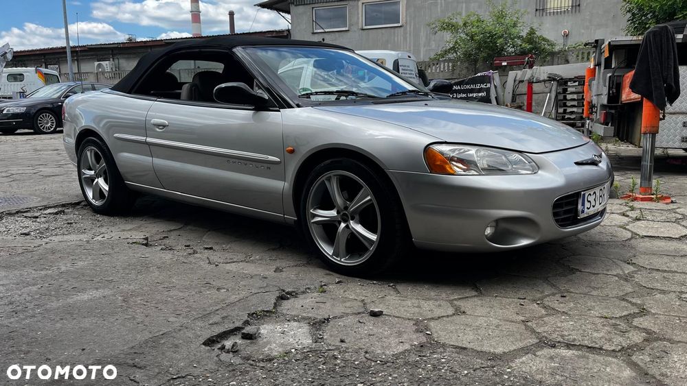 Chrysler Sebring - 9