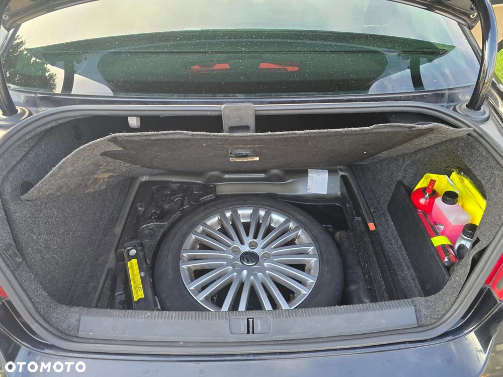 Volkswagen Passat 3.2 V6 FSI 4Mot Highline DSG - 12