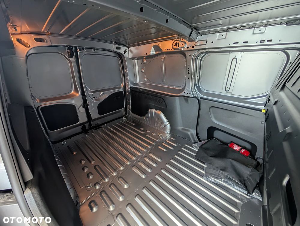 Fiat DOBLO Van XL Elektryczny 136KM 54kWh - 28