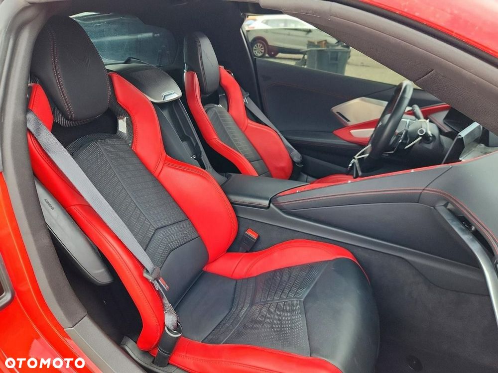 Chevrolet Corvette Stingray 2LT 6.2 V8 Automatik - 10