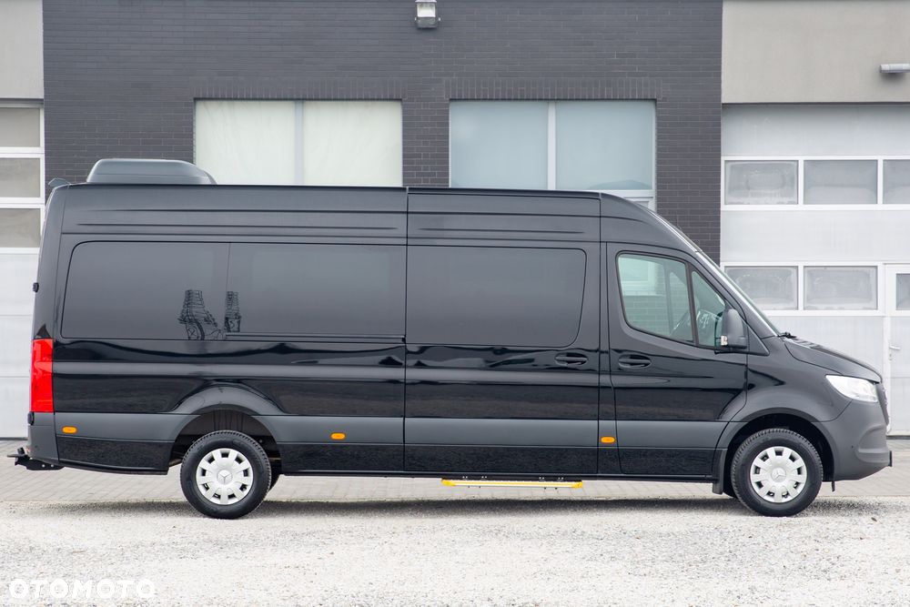 Mercedes-Benz Sprinter - 4