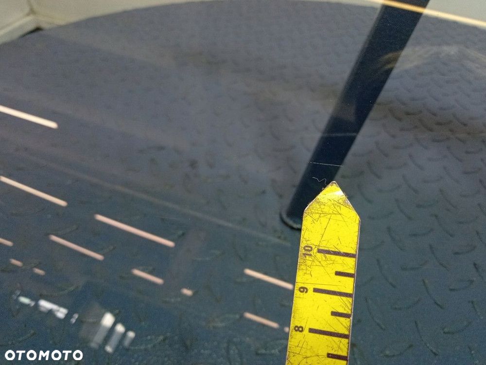 MERCEDES CLK W209 SZYBA DRZWI PRZÓD LEWA - 9