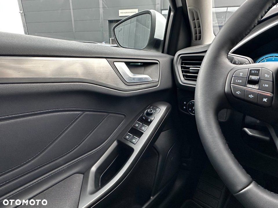 Ford Focus - 18
