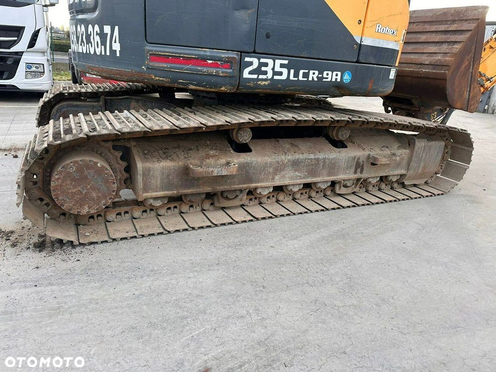 Hyundai 235LCR-9A - 5