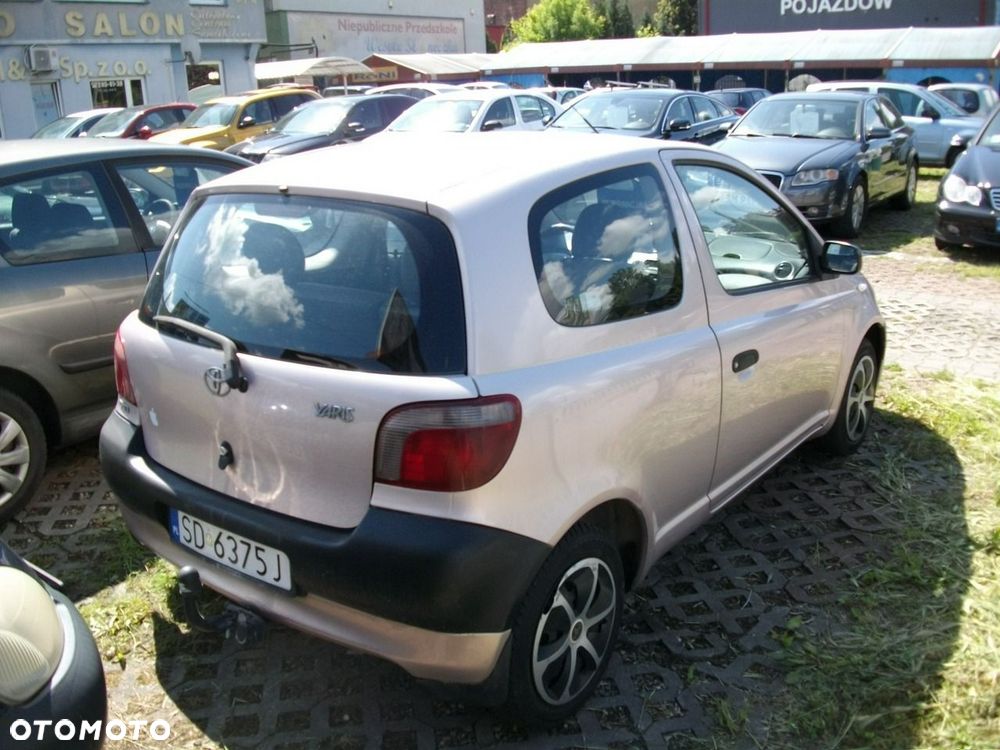 Toyota Yaris - 3