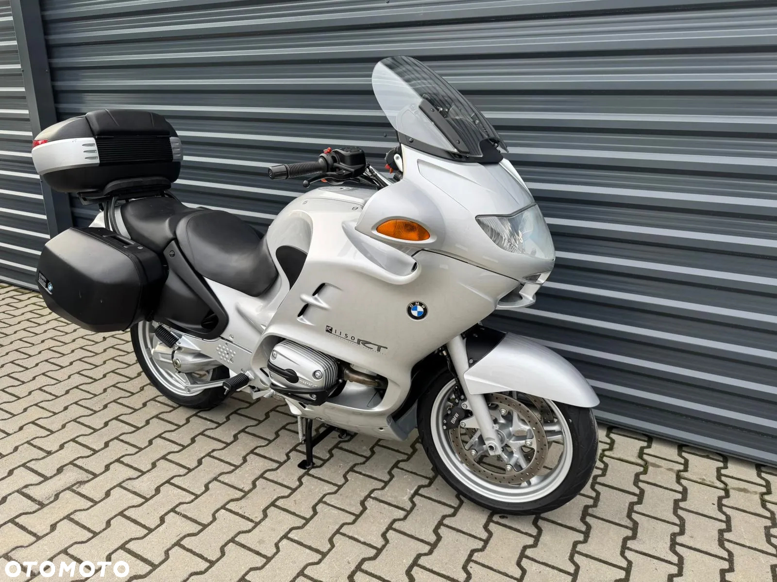BMW R - 2