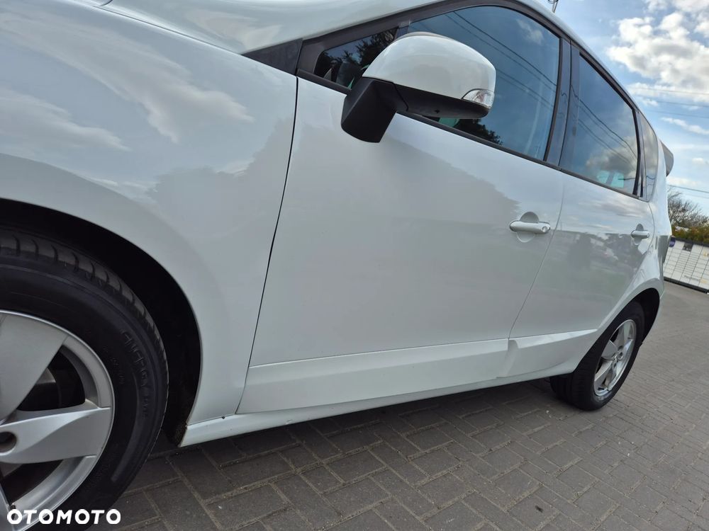 Renault Scenic 1.5 dCi Emotion - 19