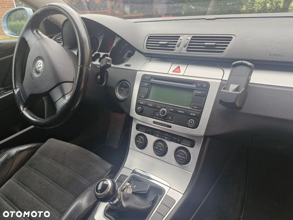 Volkswagen Passat Variant - 8