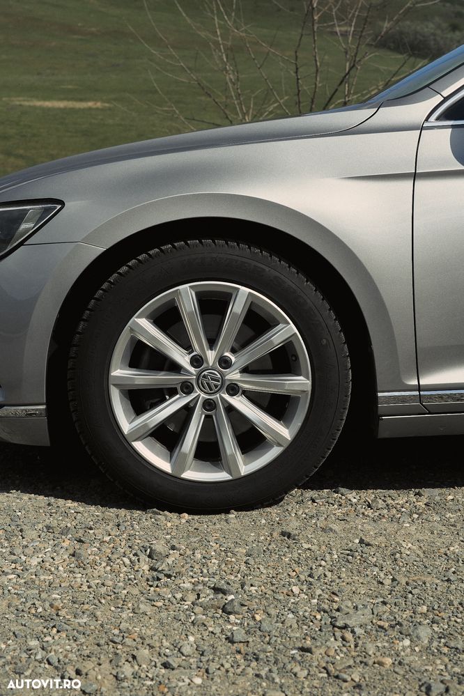 Volkswagen Passat 2.0 TDI SCR DSG Highline - 11