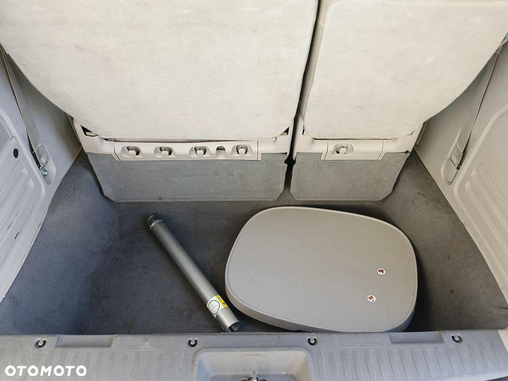 Chrysler Town & Country 4.0 Limited - 25