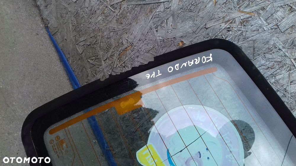 szyba klapy tył tylna ssangyong korando 96- - 2