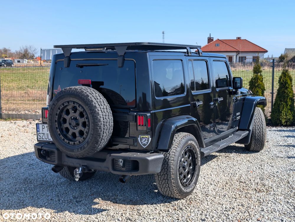 Jeep Wrangler - 11
