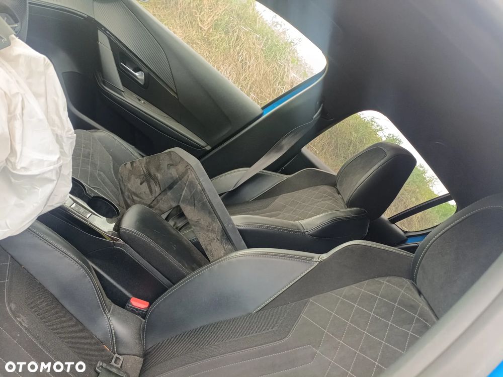 Peugeot 208 Elektromotor 136 GT - 9