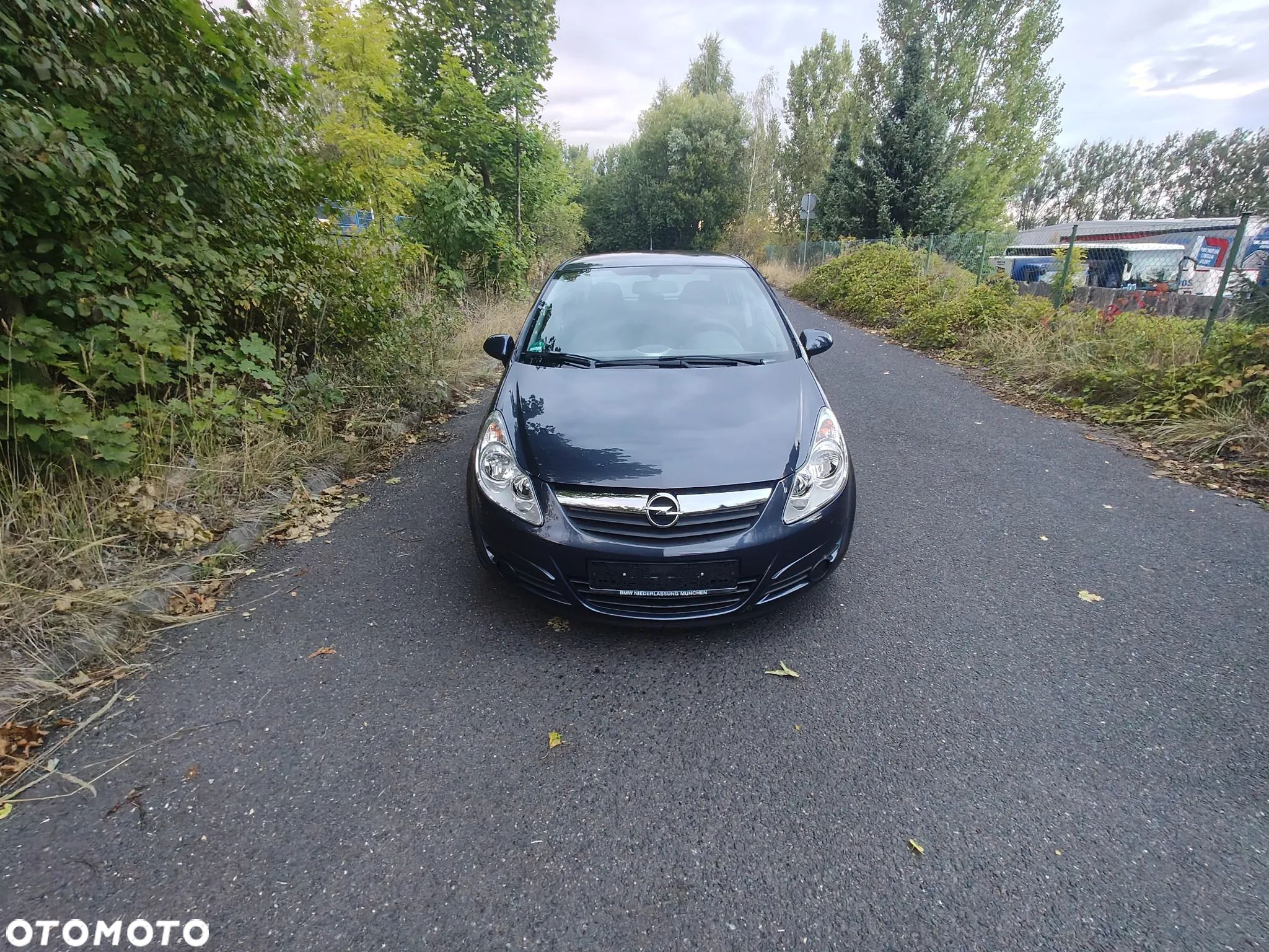 Opel Corsa 1.2 16V Easytronic Cosmo - 1