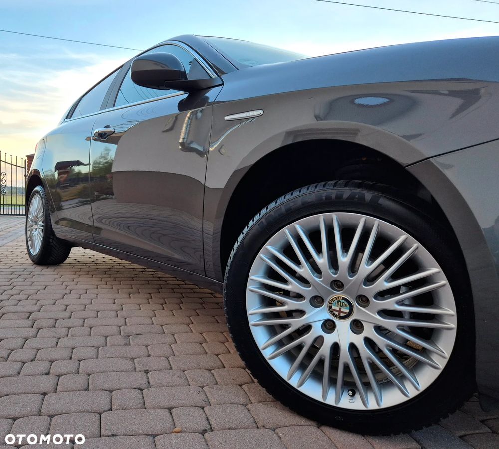 Alfa Romeo Giulietta 2015 photo 4