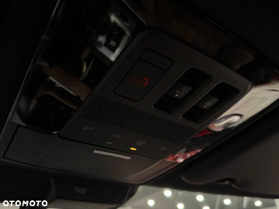 Mitsubishi Outlander - 18