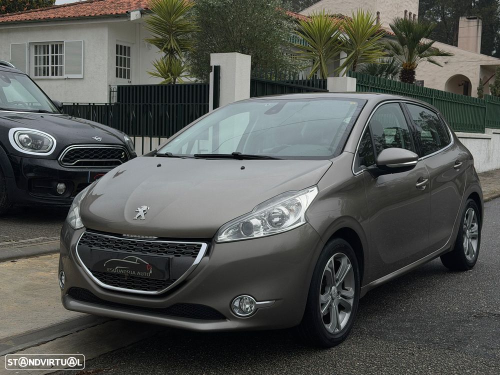 Peugeot 208 82 VTI Style - 3
