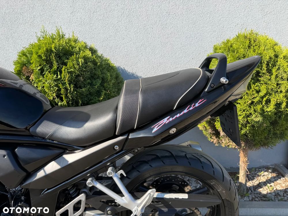 Suzuki Bandit - 27