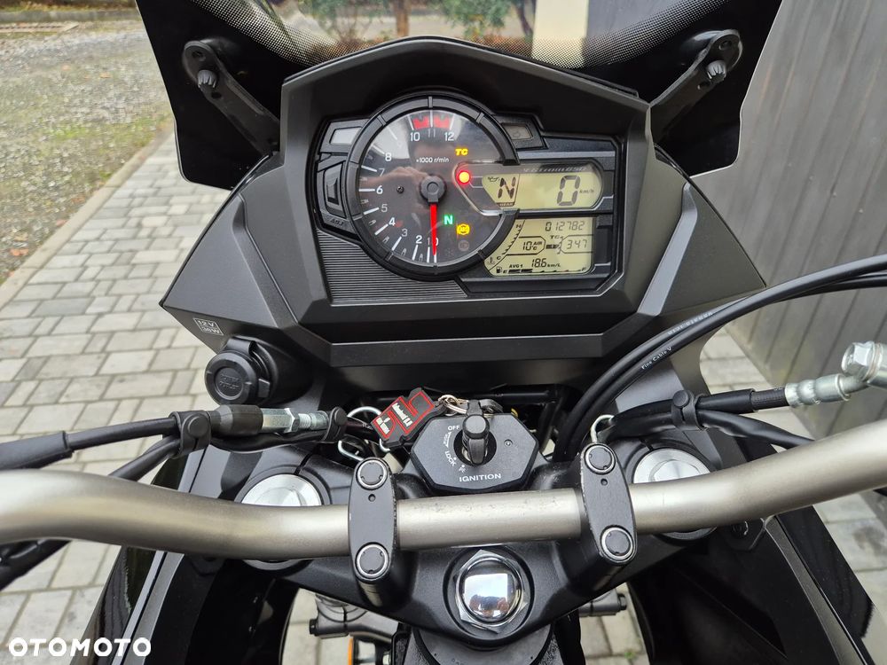 Suzuki V-STROM - 31
