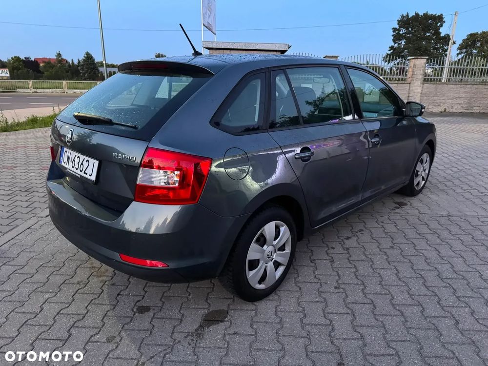 Skoda RAPID - 7