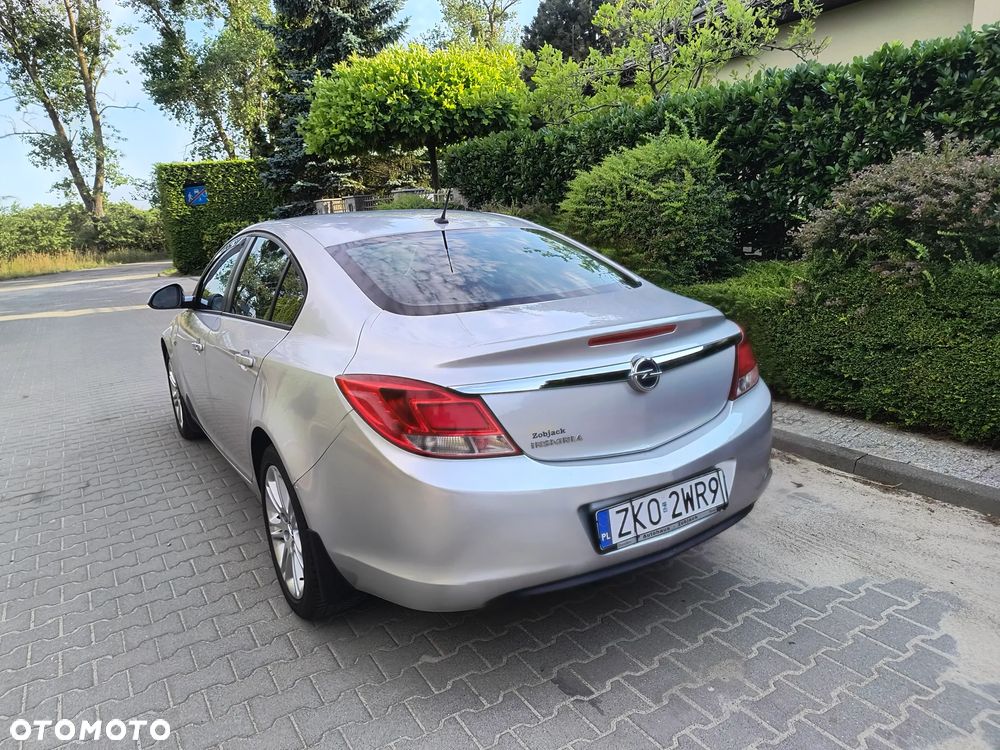 Opel Insignia - 12