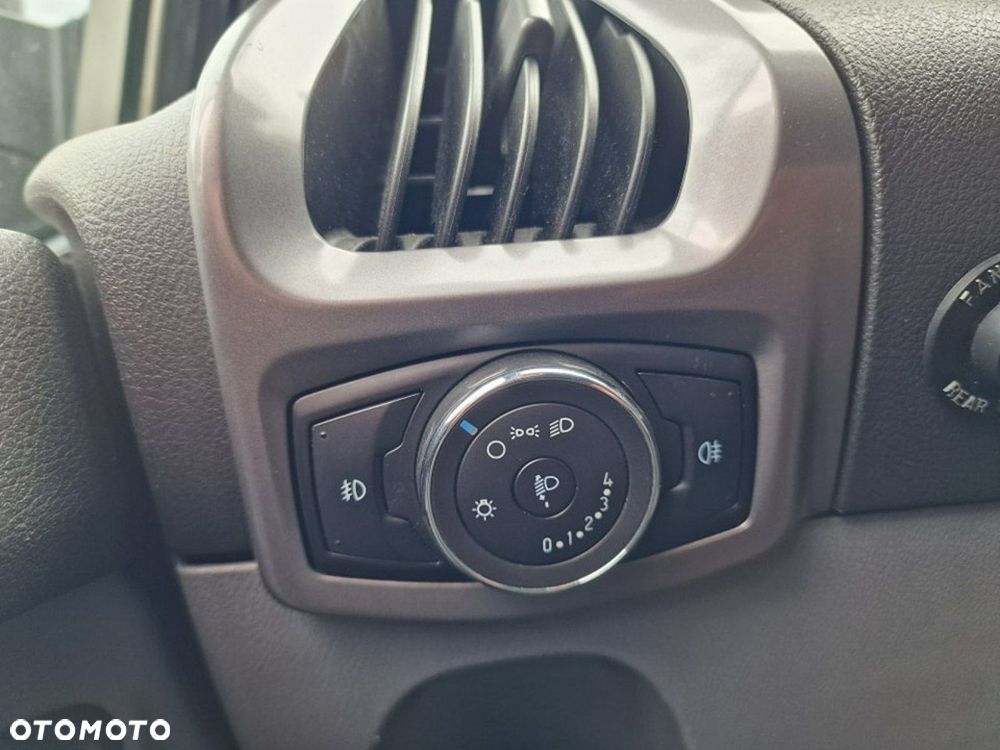 Ford Transit Custom - 12