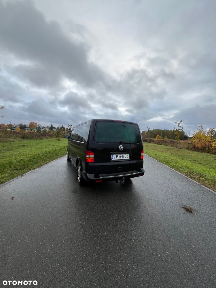 Volkswagen Caravelle - 4