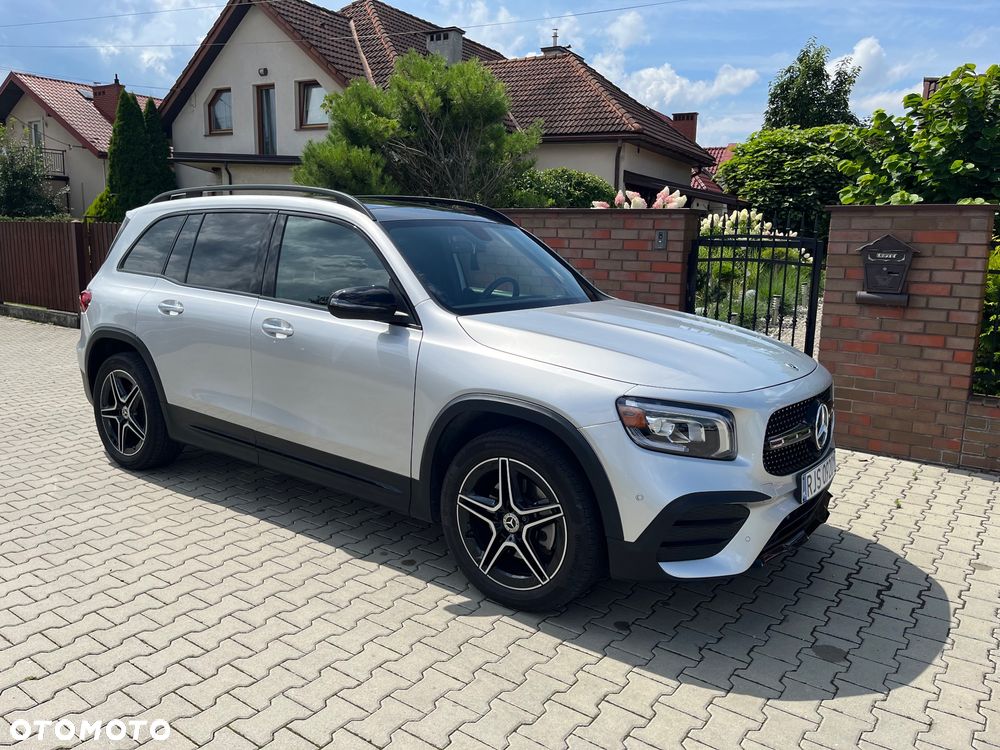 Mercedes-Benz GLB - 3