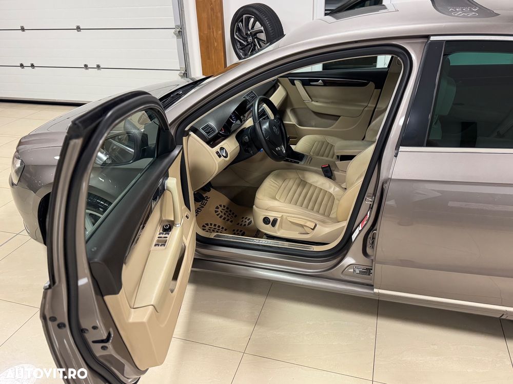 Volkswagen Passat 2.0 TDI Highline - 8
