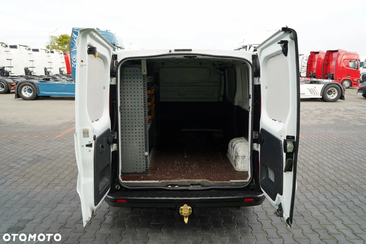 Renault TRAFIC / BLASZAK / ZABUDOWA WARSZTATOWA / MANUAL / SPROWADZONY / PO KONTRAKCIE SERWISOWYM - 19