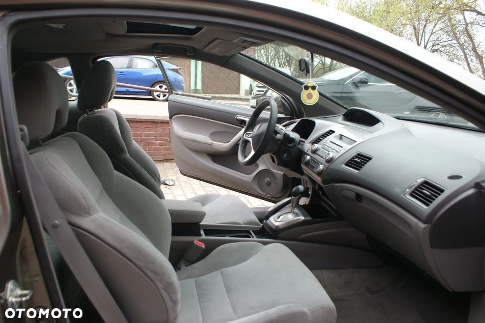 Honda Civic 1.8 LX - 24