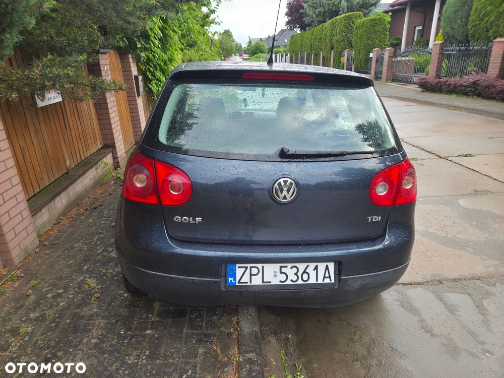 Volkswagen Golf - 3
